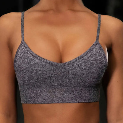 Seamless Women's Yoga Set for Fitness and Sports Wear